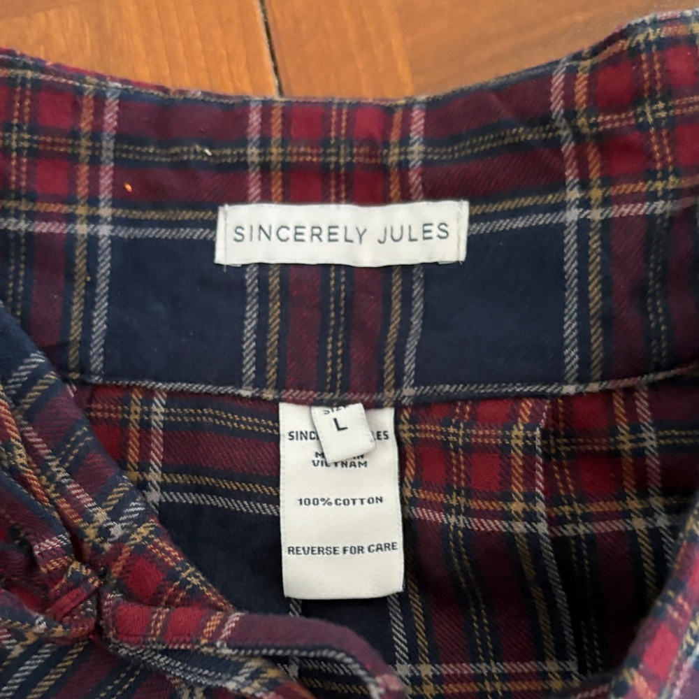 Sincerely Jules Tartan Mini Skirt in Red and Navy - Picture 2 of 4